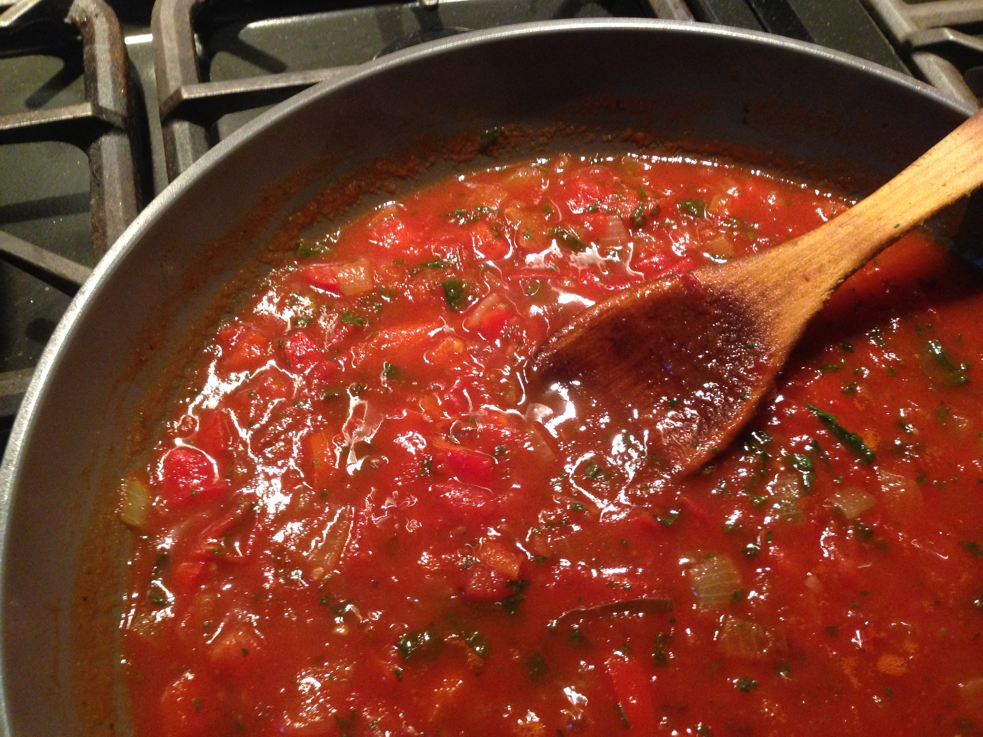 Самый простой подлив. Подлива. Соус для мяса. Подлива из помидоров и томатной пасты. Полдыва из томатной пасты.