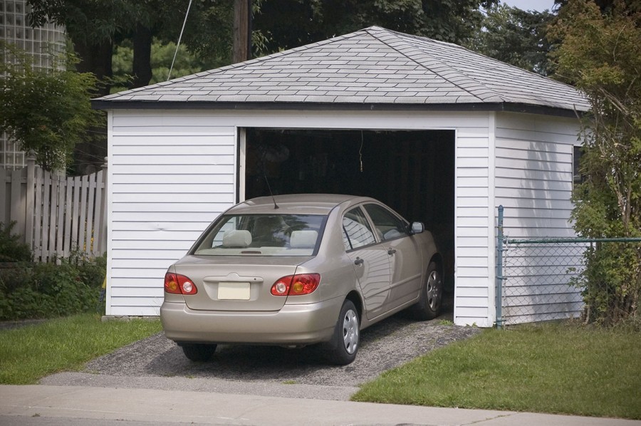 Каркасный гараж для легкового автомобиля