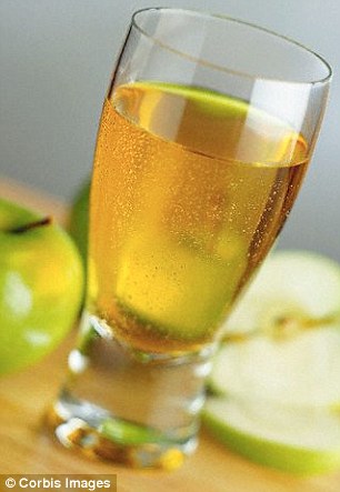 A glass of apple juice contains almost seven teaspoons of sugar