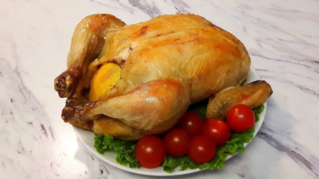 Рецепт курочки с хрустящей корочкой. Курица в духовке. Курица целиком. Курица приготовленная. Курица запеченная в духовке.