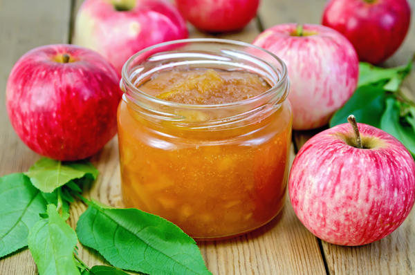 Из яблок делают всевозможные вкусные заготовки на зиму