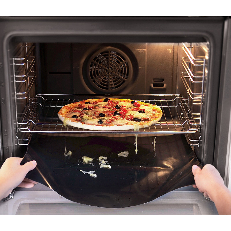 Приготовить в электродуховке. Пицца в духовке. Духовка. Пицца в электрической духовке. Духовой шкаф для выпечки пиццы.