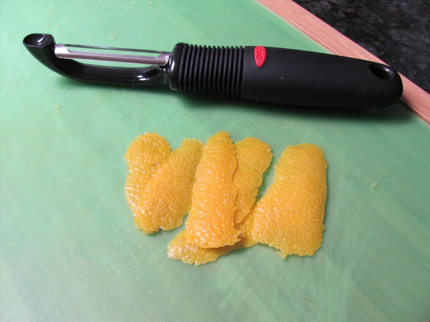 How to Zest Citrus Fruits Without a Zester Tool or Microplane