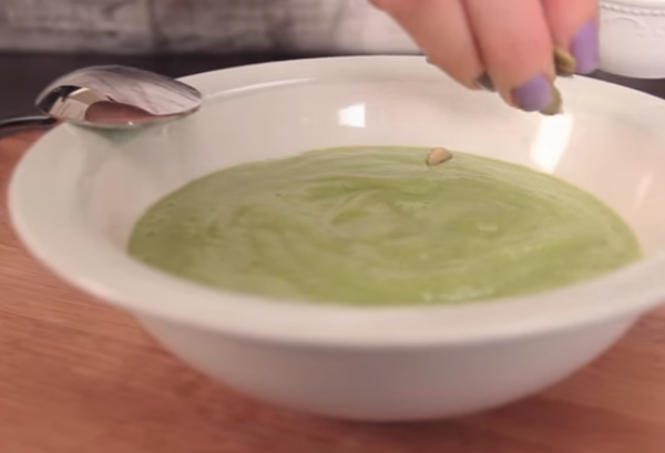Крем - суп из авокадо и шпината