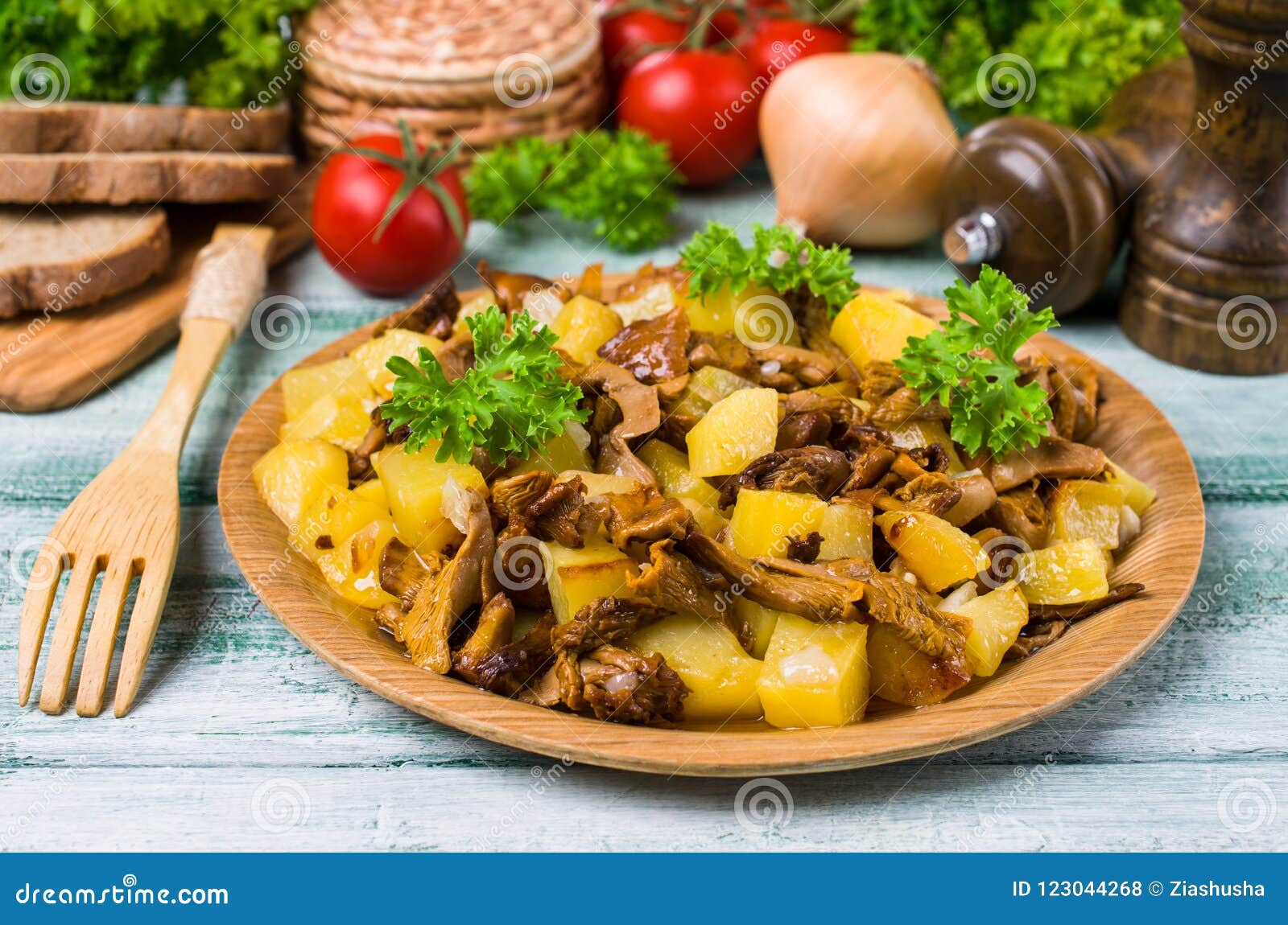 картофель с грибами фото