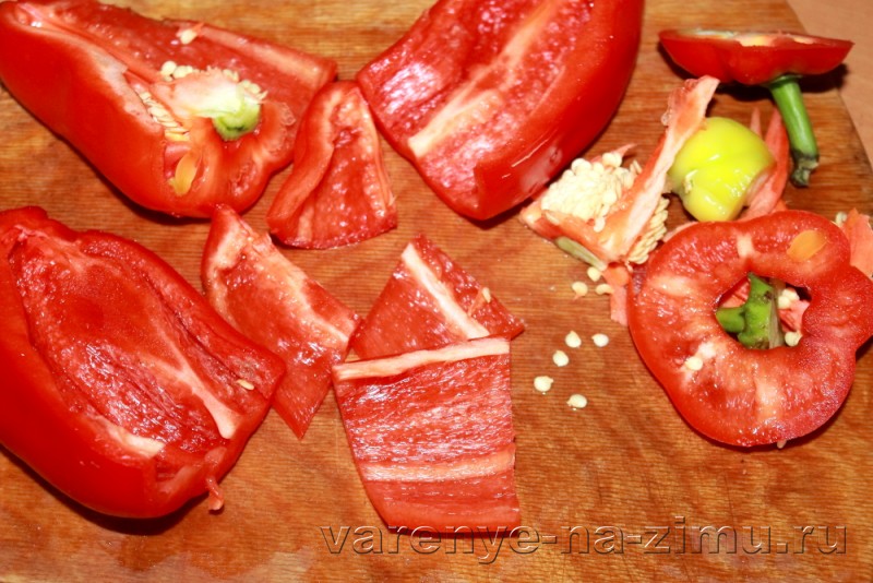 Зеленые помидоры на зиму простой рецепт в банках: фото 7