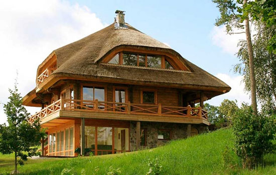 1867 25 Eco-Friendly Houses Made With Natural Materials